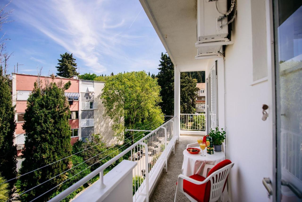 Sunnynest Apartment - 3Br Apt With Free Parking & Wi-Fi, Close To Lapad Bay Beach Dubrovnik Exterior foto